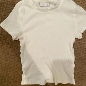 Aritzia TNA cropped ribbed short sleeve